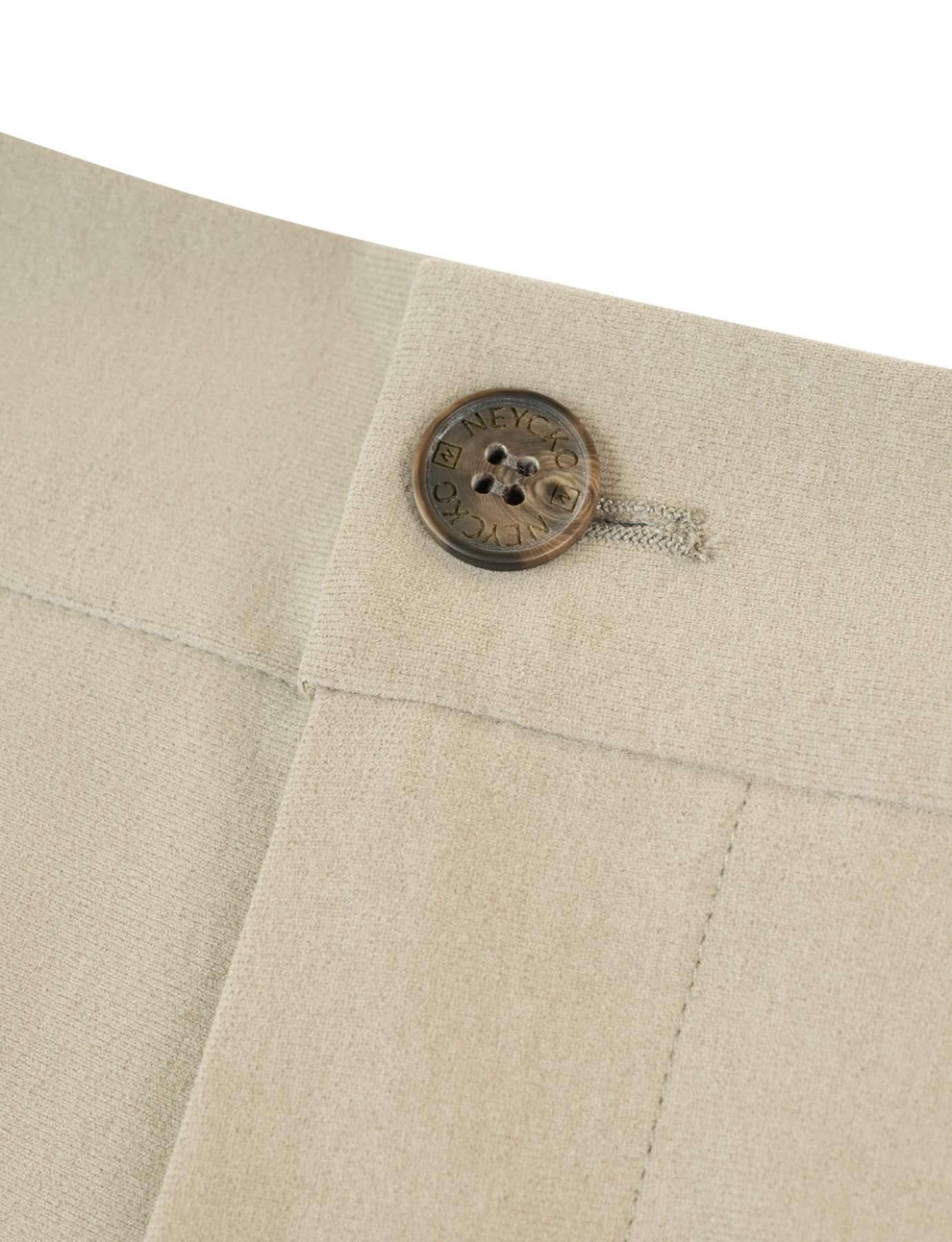 ALCANTARA SHORT - ROAST