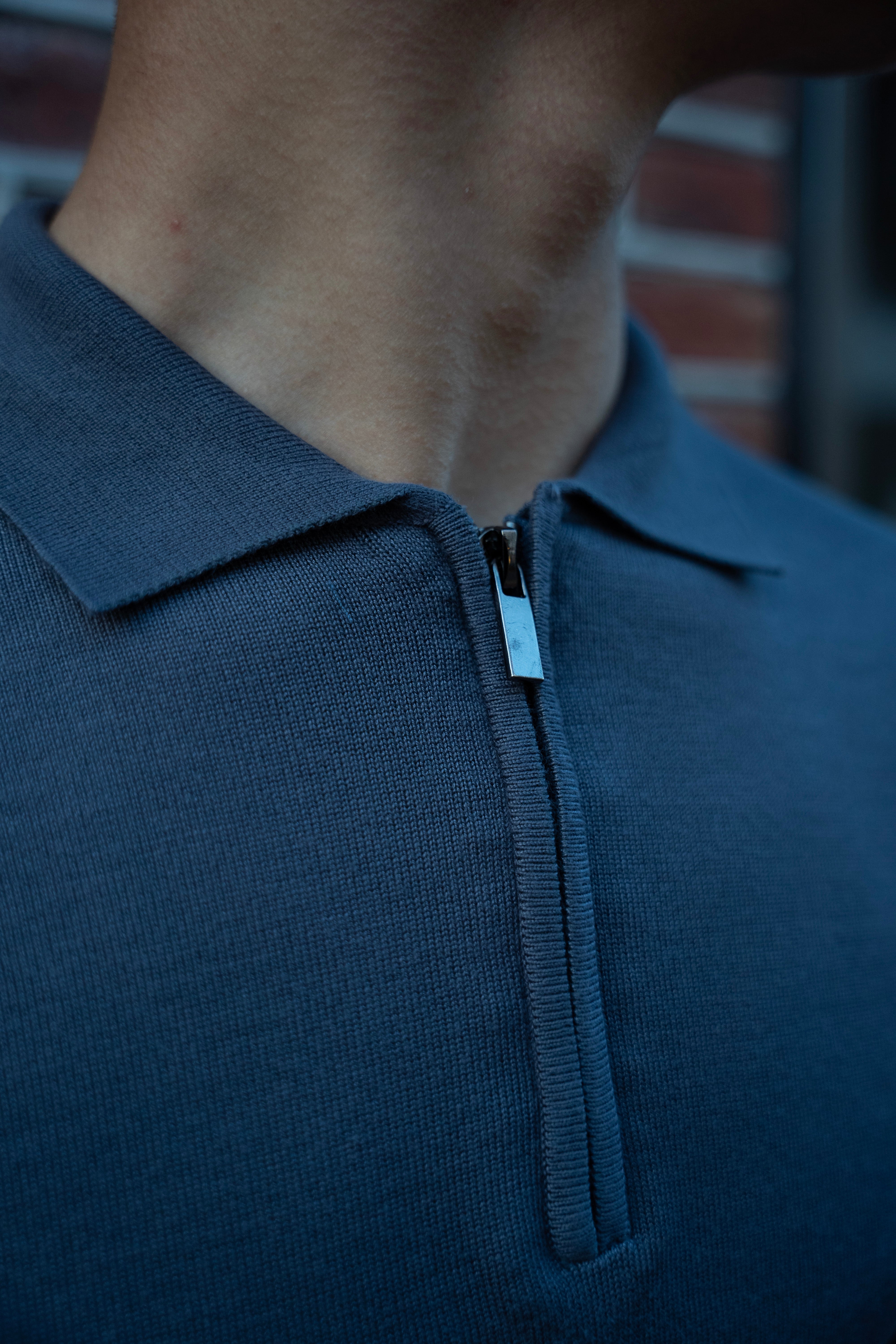 CA ZIP POLO LONGSLEEVE - BLUE