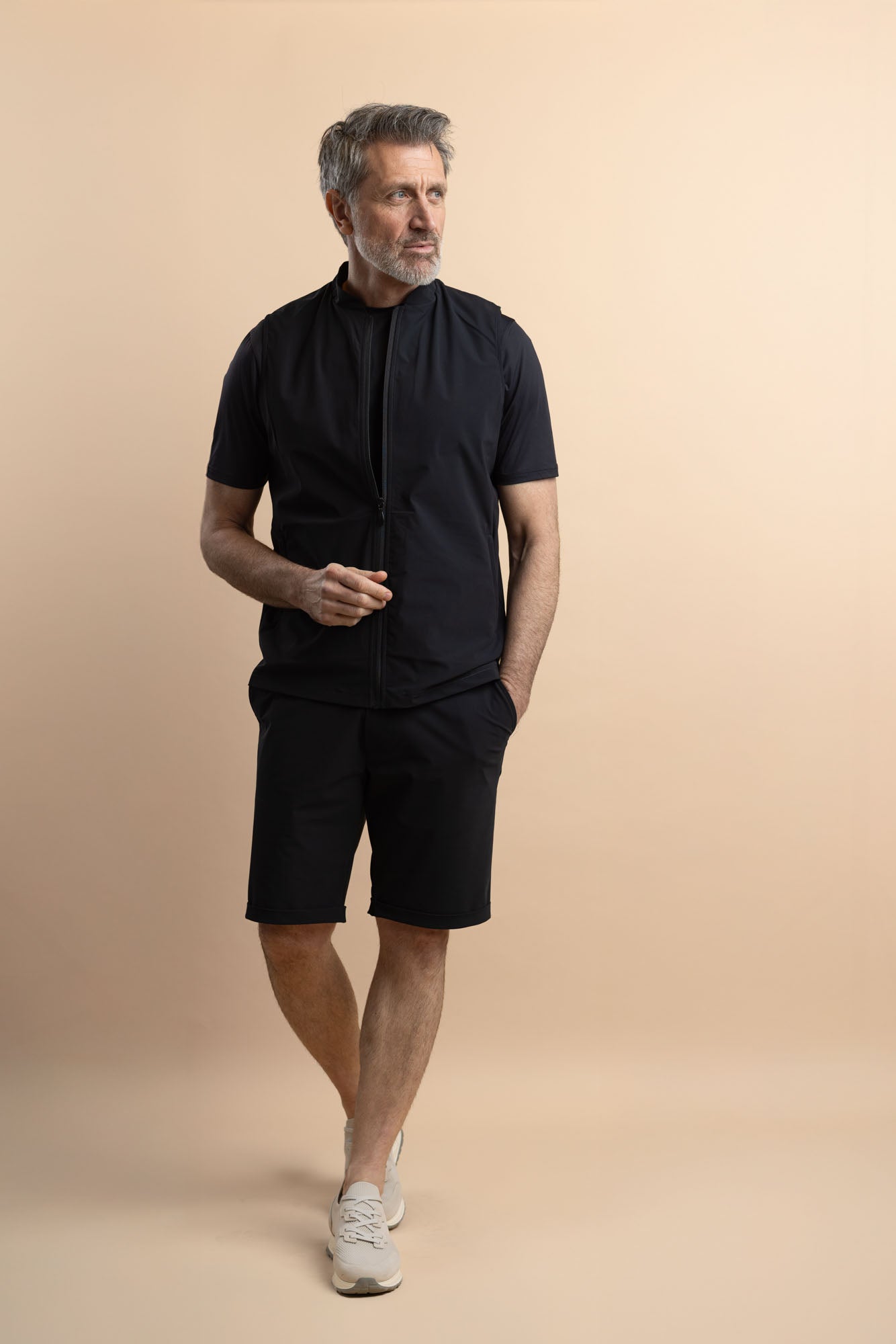 SHORT TECHNO - BLACK