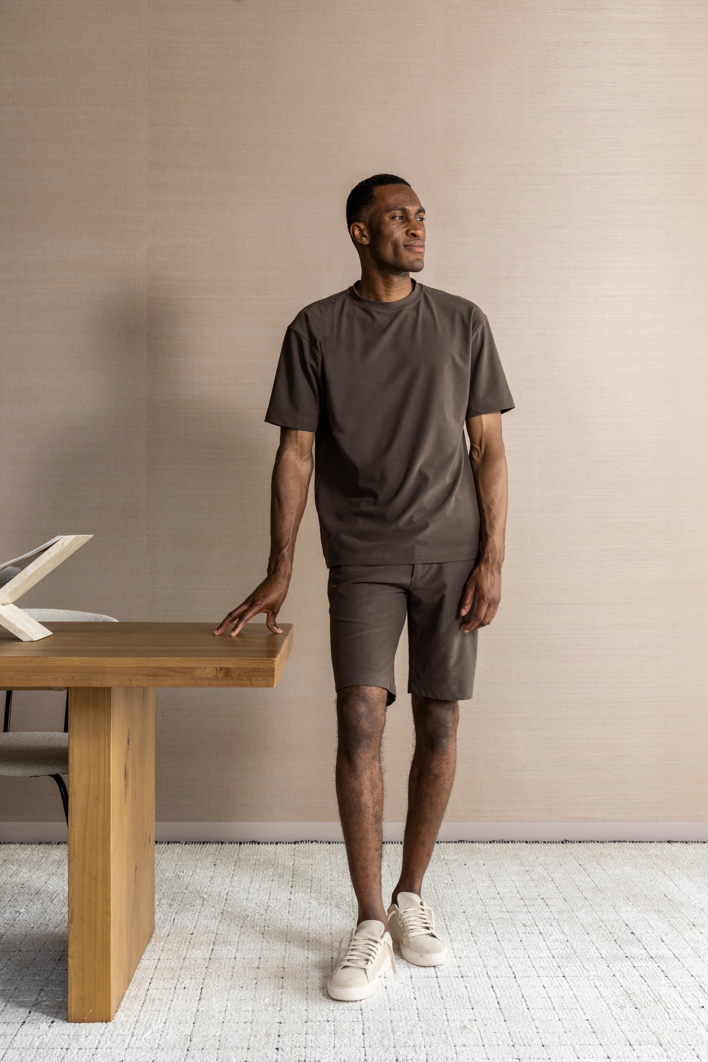 ALCANTARA T-SHIRT - MOCHA