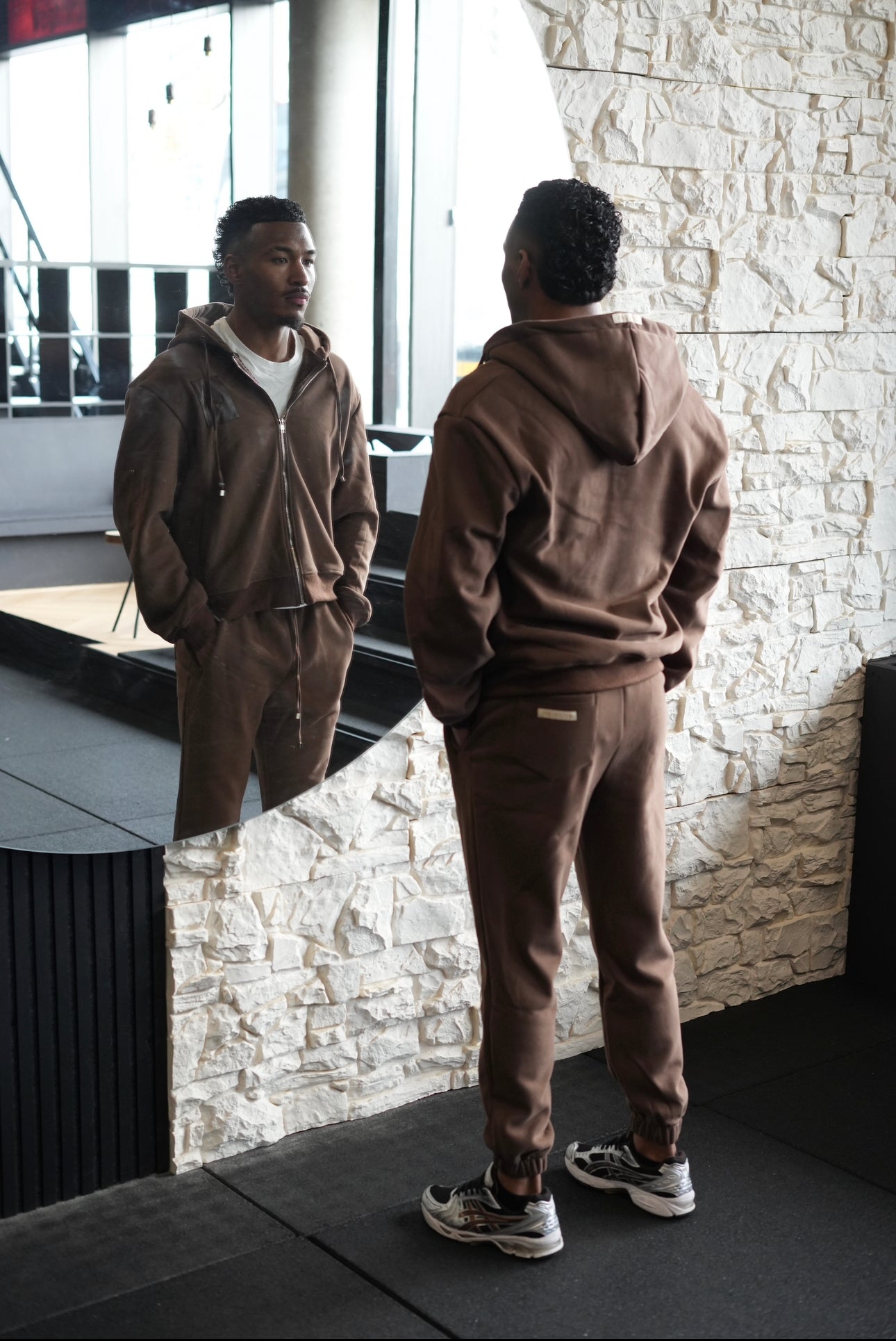 LIFESTYLE TRACKSUIT - BROWN