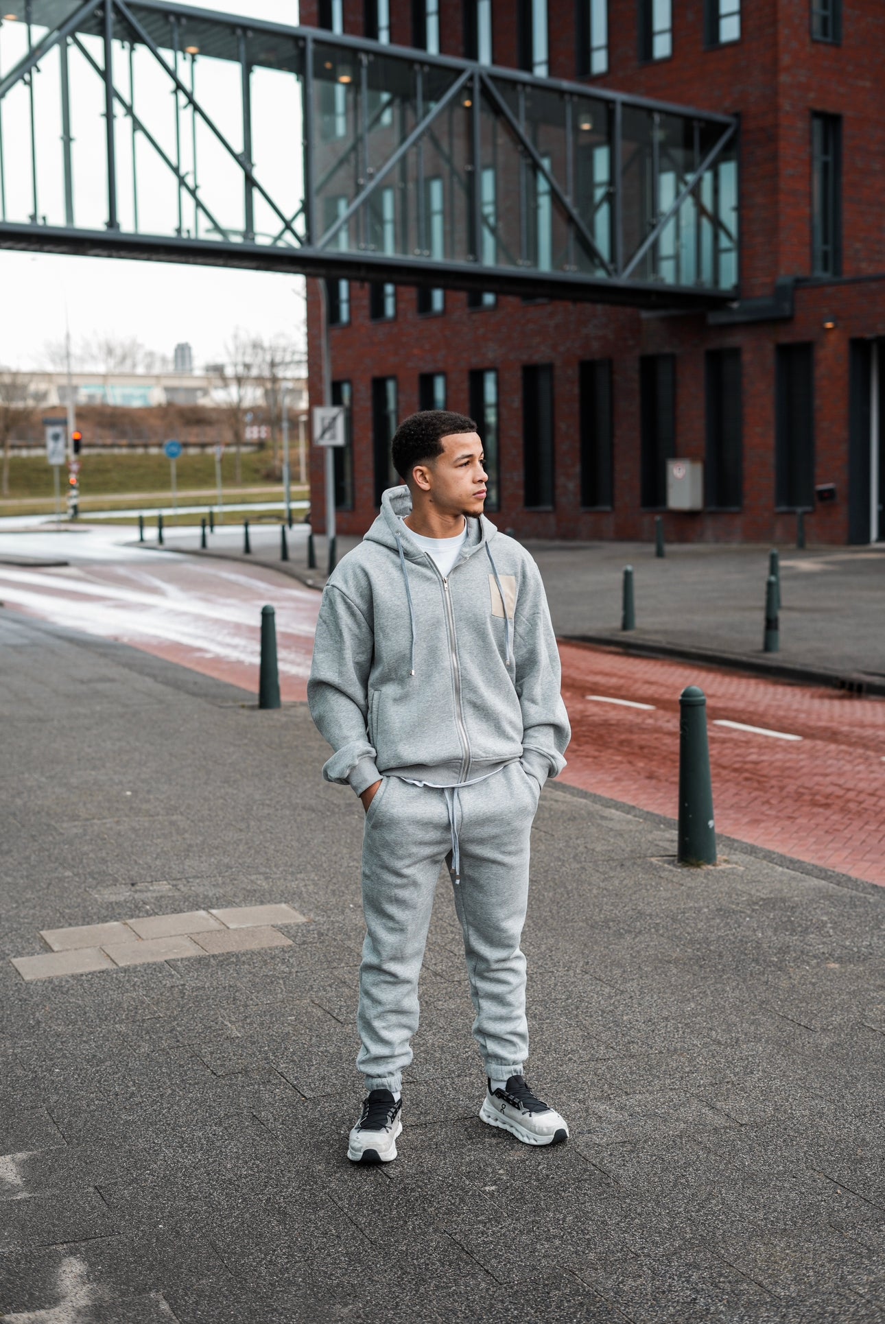 LIFESTYLE TRACKSUIT - GREY