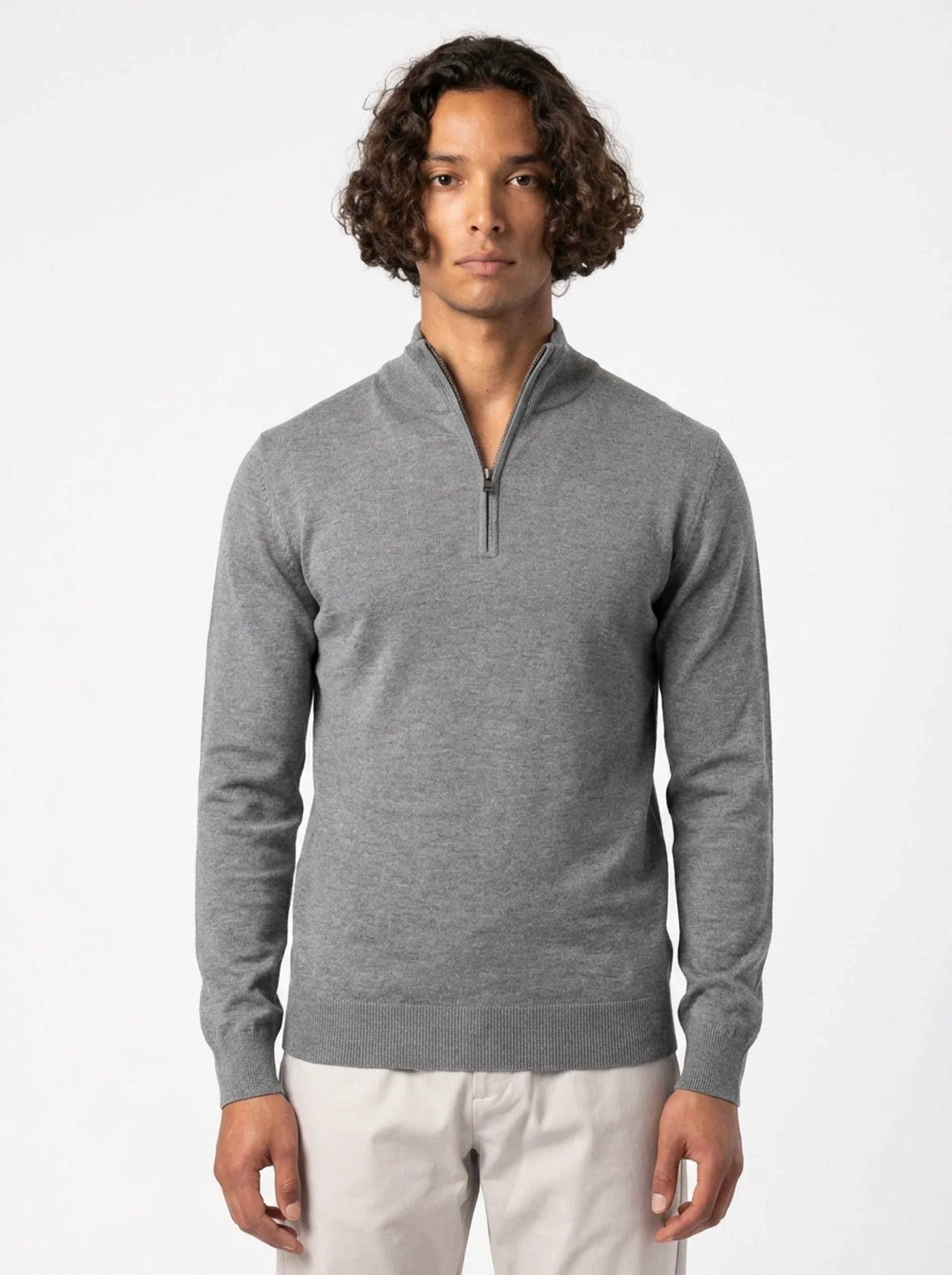 Club Amri Knitwear Quarter Zip - GREY