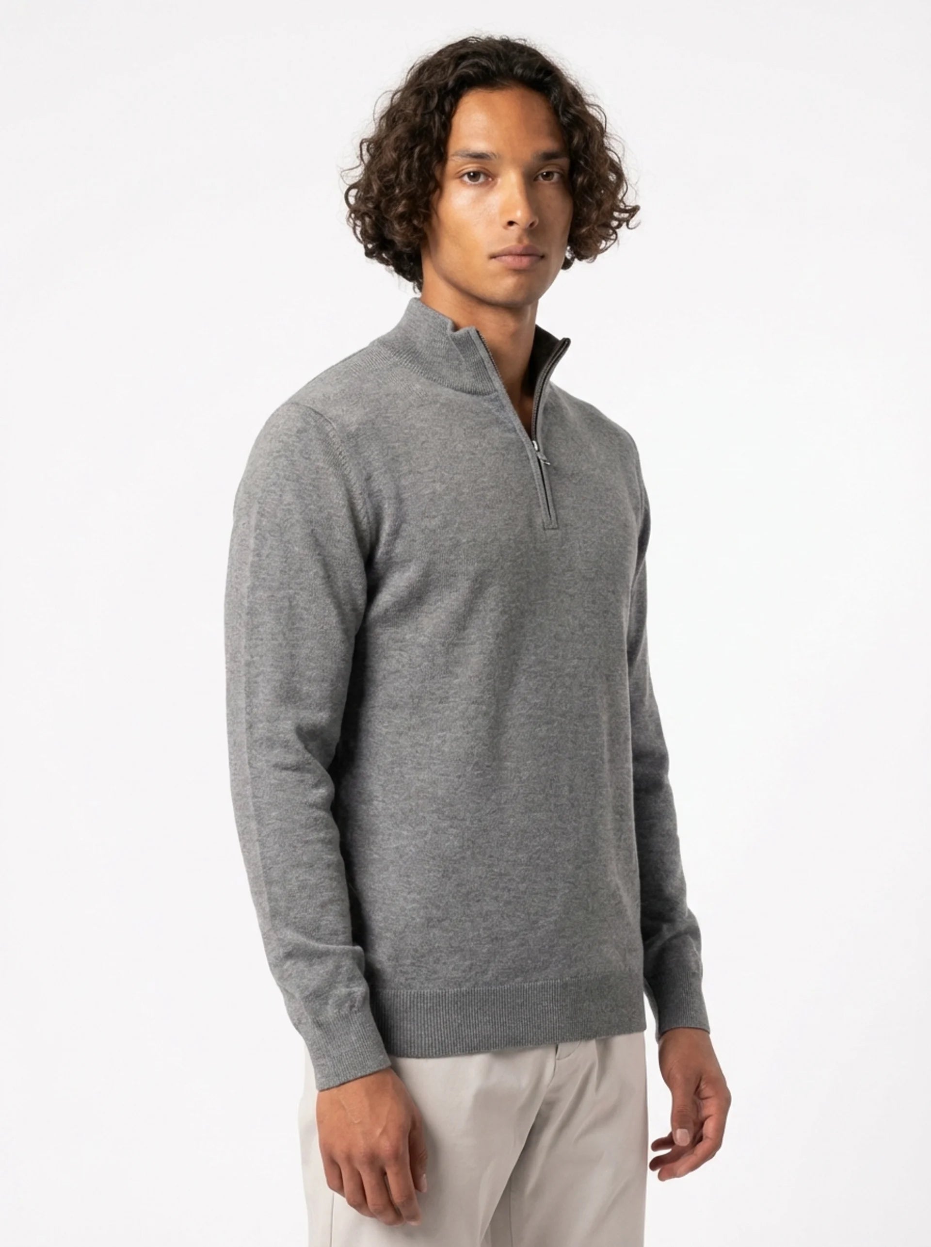 Club Amri Knitwear Quarter Zip - GREY