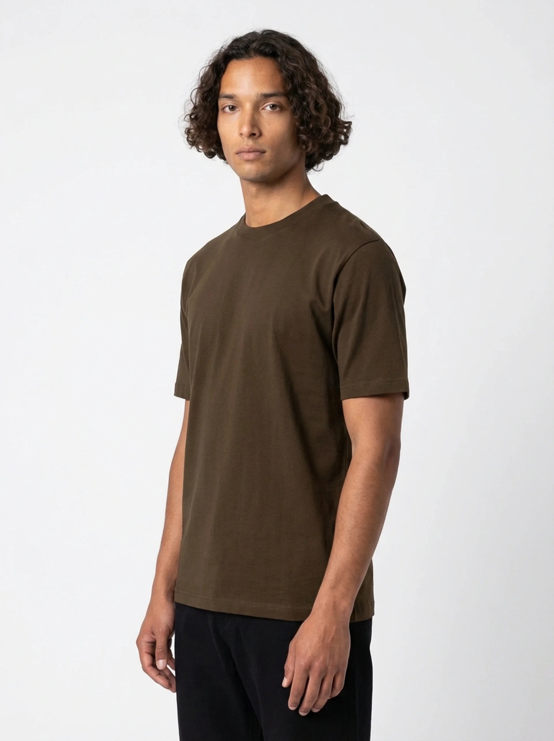 Club Amri T shirt - BROWN