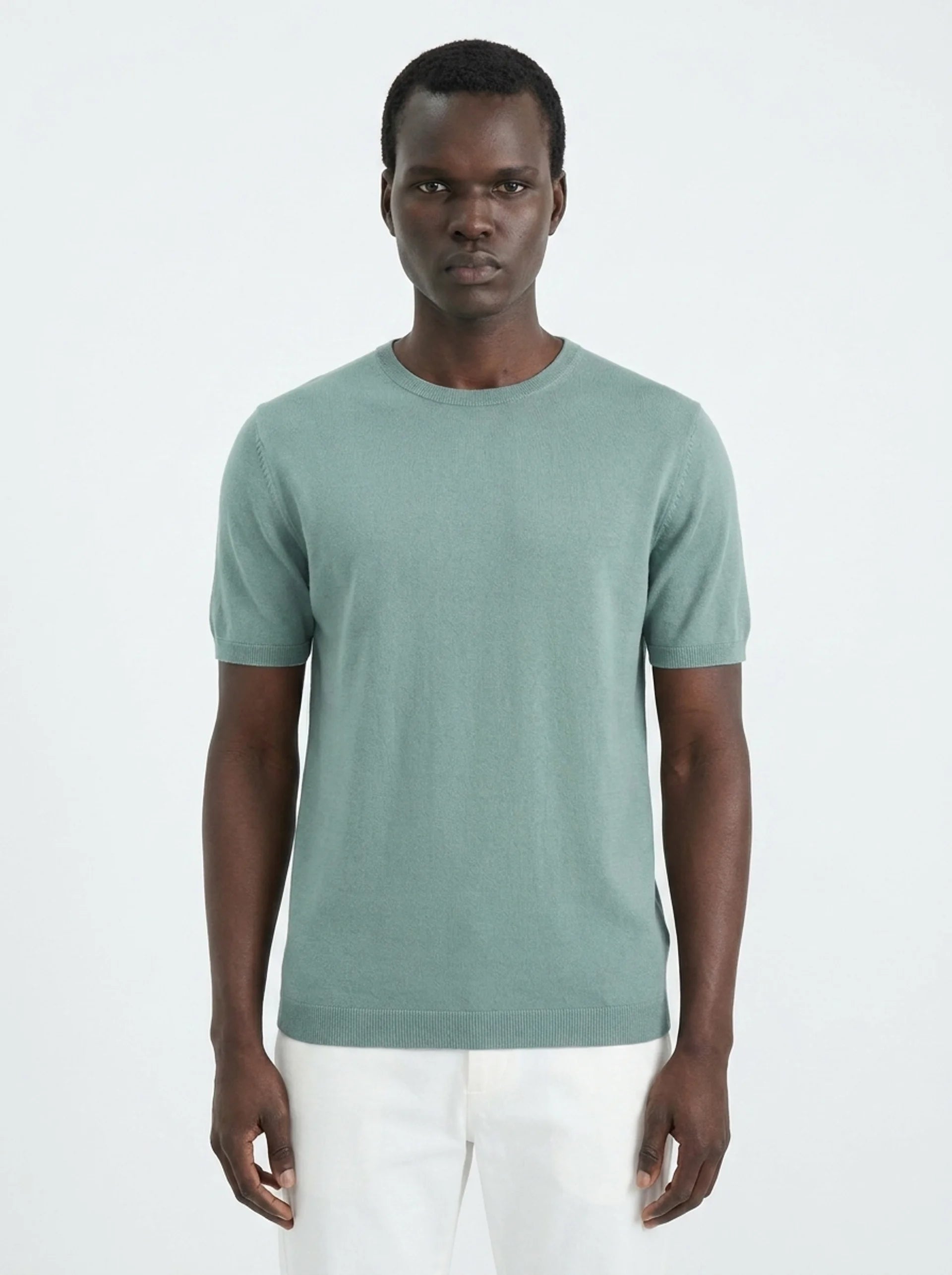 Club Amri Short Sleeve Knitwear- LIGHT GREEN