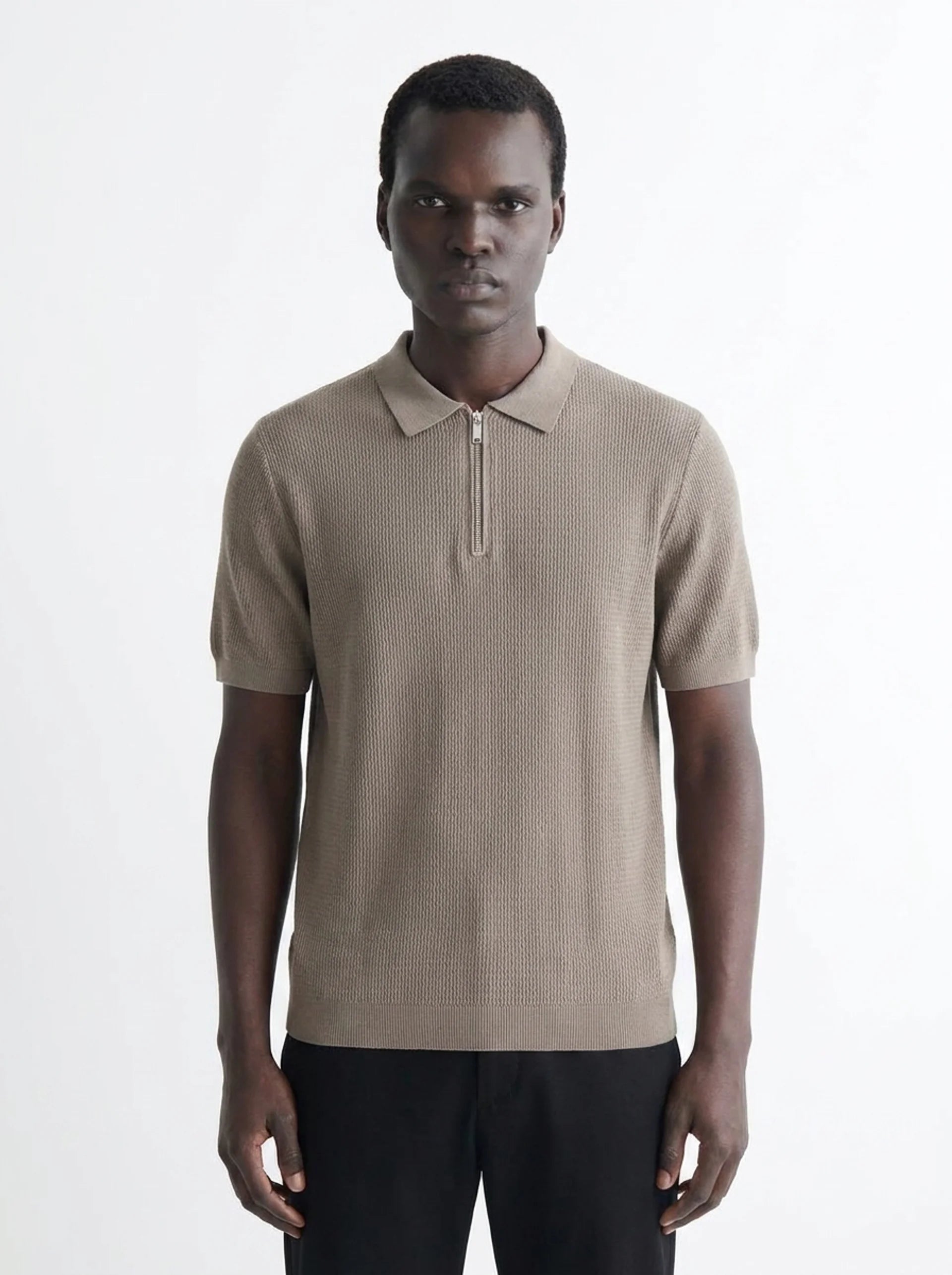 Club Amri Short Sleeve Polo Knitwear- TAUPE